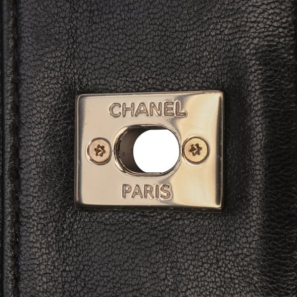 Pre-owned Chanel Small Bicolor Lambskin Mademoiselle Flap Blue