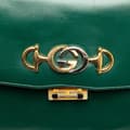 Miniatyrbillede 9 af 10: Pre-owned Gucci Small Leather Zumi Flap Crossbody Green
