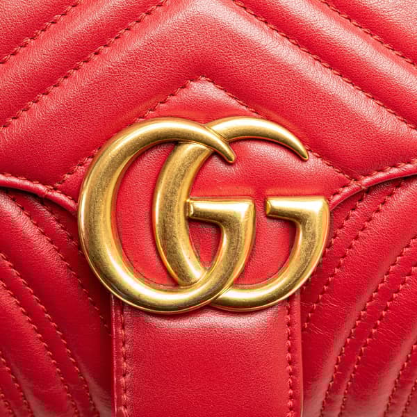 Pre-owned Gucci Small GG Marmont Matelasse Leather Flap Crossbody Red