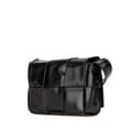 Miniatyrbillede 2 af 10: Pre-owned Bottega Veneta Candy Nappa Intrecciato Cassette Crossbody Black