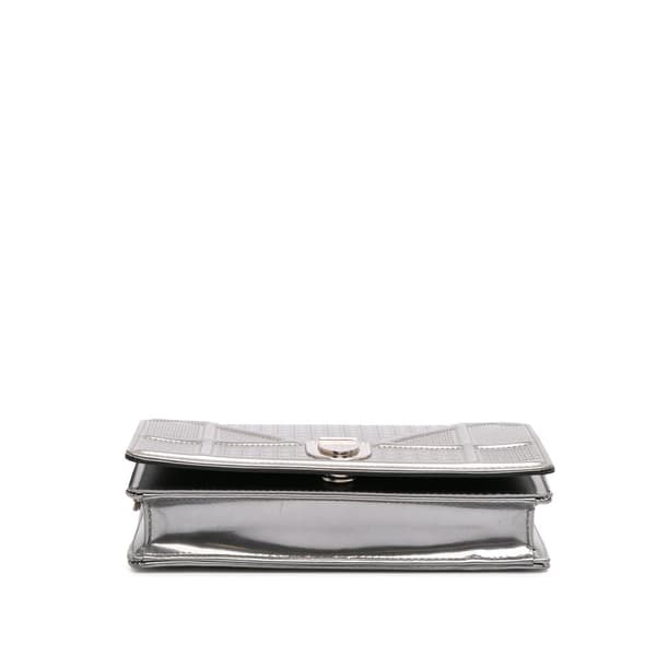 Pre-owned Dior Metallic Patent Microcannage Diorama Wallet on Chain Silver