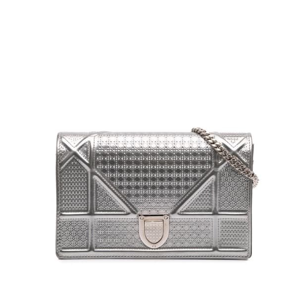 Pre-owned Dior Metallic Patent Microcannage Diorama Wallet on Chain Silver