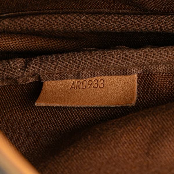 Pre-owned Louis Vuitton Monogram Saumur 30 Brown