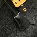 Miniatyrbild 8 av 10: Pre-owned Hermès Ardennes Sac A Depeches 38 Black