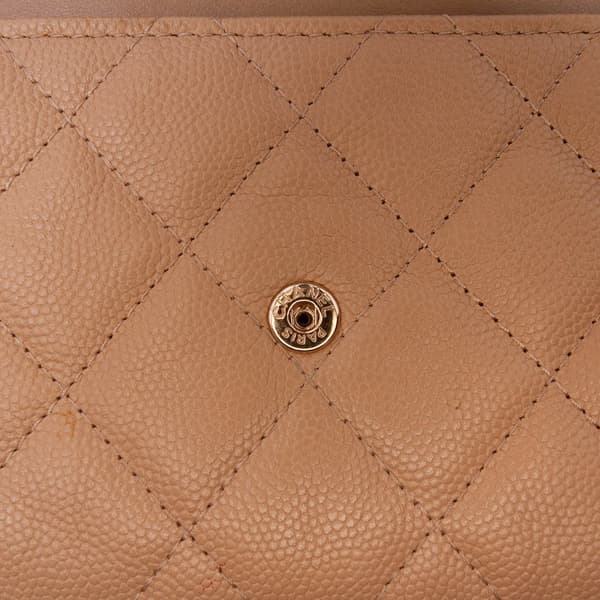 Pre-owned Chanel Caviar CC Filigree Wallet On Chain Brown