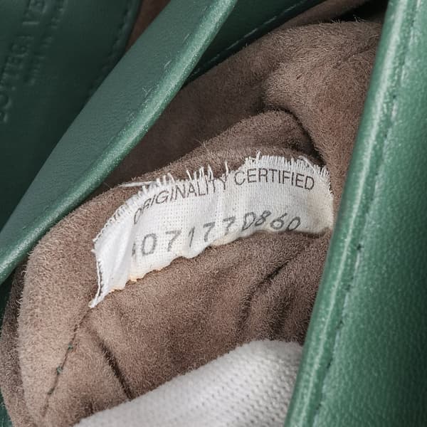 Pre-owned Bottega Veneta Baby Nappa Intrecciato Olimpia Crossbody Green
