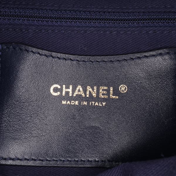 Pre-owned Chanel Small Quilted Iridescent Calfskin Shiva Flap Purple