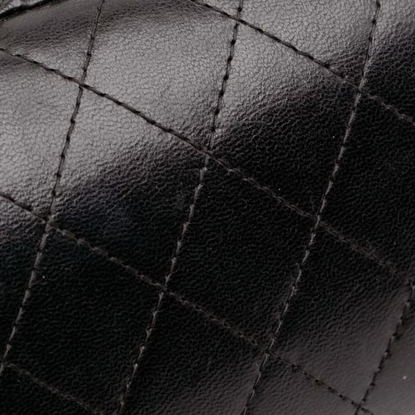 Pre-owned Chanel Quilted Lambskin Chain Around Clutch Black