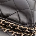 Pikkukuva 9 / 10: Pre-owned Chanel Quilted Lambskin Chain Around Clutch Black