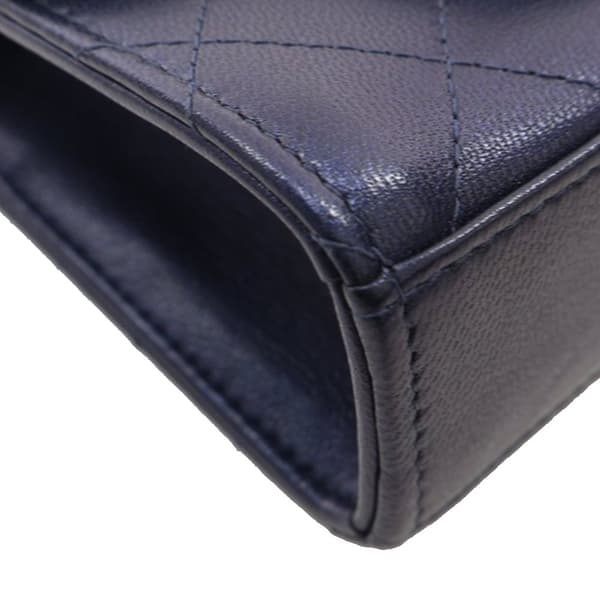 Pre-owned Chanel Mini Goatskin Chic Pearls Clutch On Chain Blue