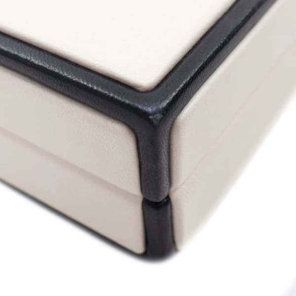 Pre-owned Chanel Calfskin Chanel No.5 Perfume Box Evening Clutch White