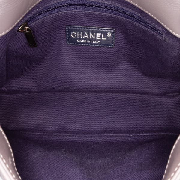 Pre-owned Chanel Quilted Aged Calfskin CC Square Flap Purple
