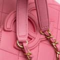 Miniatyrbillede 9 af 10: Pre-owned Chanel Mini CC Quilted Caviar Messenger Flap Pink