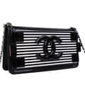 Miniatyrbillede 2 af 10: Pre-owned Chanel Patent and Acrylic Striped Boy Brick Horizontal Flap Black