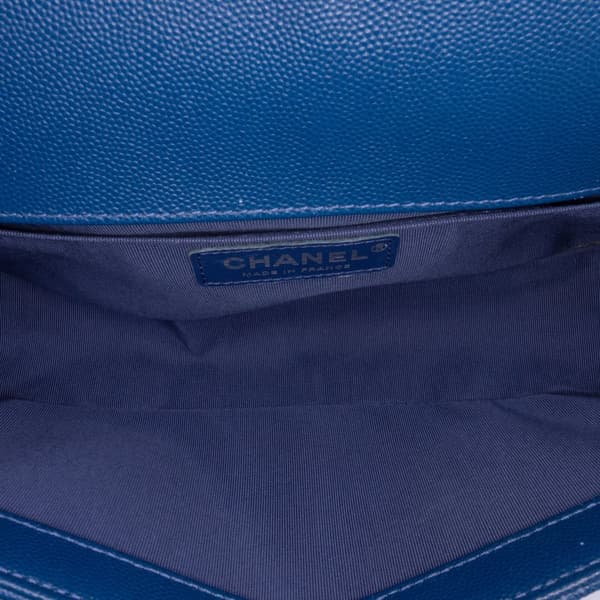 Pre-owned Chanel Old Medium Quilted Caviar Boy Flap Blue