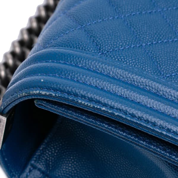 Pre-owned Chanel Old Medium Quilted Caviar Boy Flap Blue