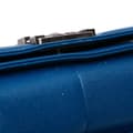 Miniatyrbillede 7 af 10: Pre-owned Chanel Old Medium Quilted Caviar Boy Flap Blue