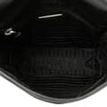 Miniatyrbilde 4 av 10: Pre-owned Prada Tessuto Buckle Messenger Bag Black
