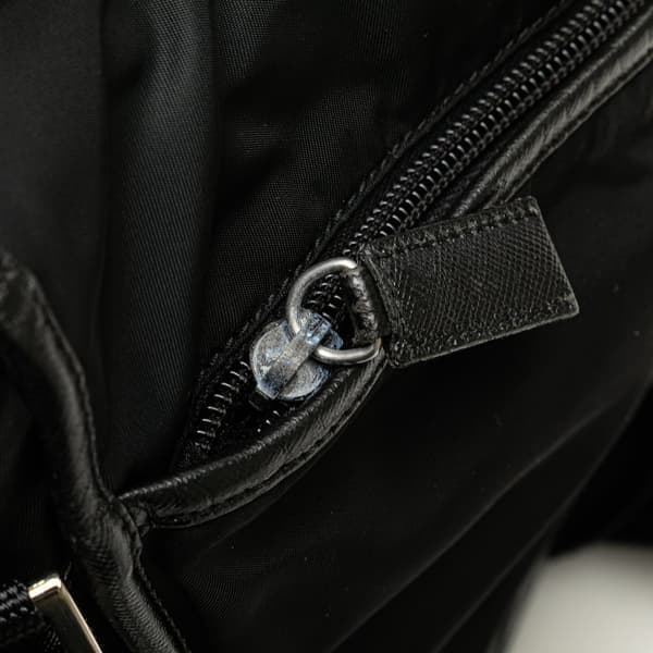 Pre-owned Prada Tessuto Buckle Messenger Bag Black
