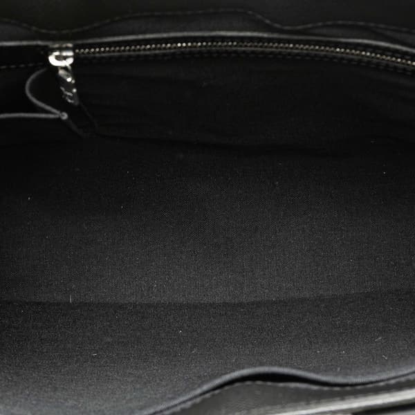 Pre-owned Louis Vuitton Taiga Kasbek PM Black