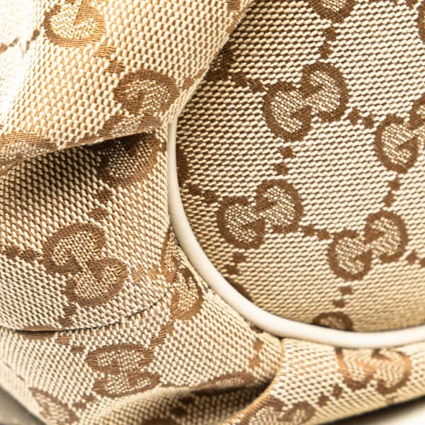 Pre-owned Gucci GG Canvas Crossbody Brown