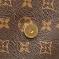 Miniatyrbilde 7 av 10: Pre-owned Louis Vuitton Monogram Epi Saint Michel Brown