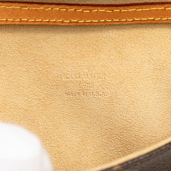 Pre-owned Louis Vuitton Monogram Pochette Twin PM Brown