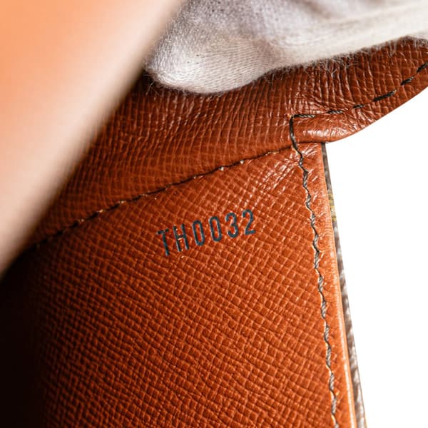 Pre-owned Louis Vuitton Monogram Saint Cloud GM Brown