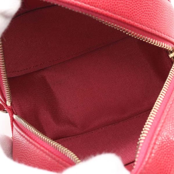 Pre-owned Chanel Quilted Caviar Round Clutch With Chain Red