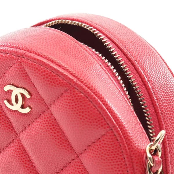 Pre-owned Chanel Quilted Caviar Round Clutch With Chain Red