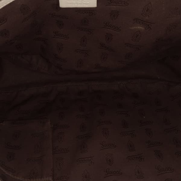 Pre-owned Gucci Guccissima Charlotte Crossbody White