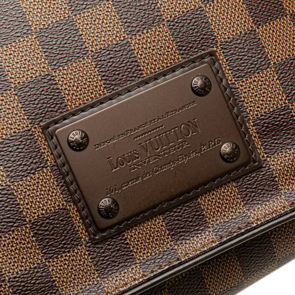 Pre-owned Louis Vuitton Damier Ebene Brooklyn PM Brown