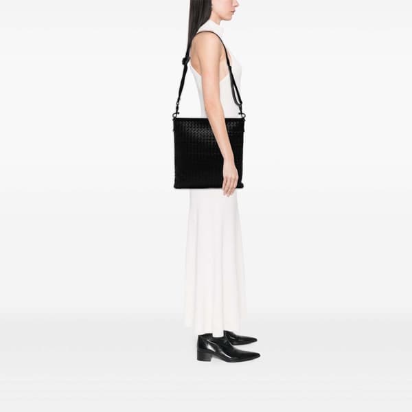 Pre-owned Bottega Veneta Leather Intrecciato Crossbody Black