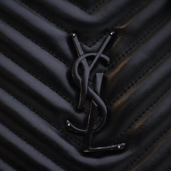 Pre-owned Saint Laurent Chevron Calfskin Monogram Monochrome Lou Camera Bag Black
