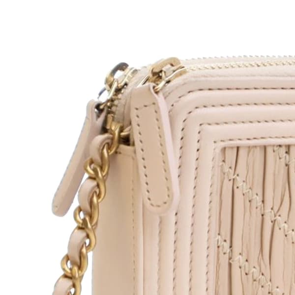 Pre-owned Chanel Small Chevron Crumpled Lambskin Boy Clutch With Chain Brown
