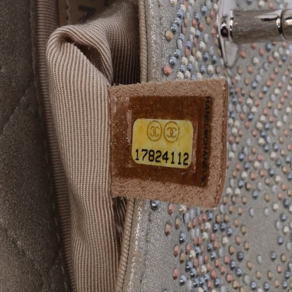 Pre-owned Chanel CC Iridescent and Studded Calfskin Flap Clutch on Chain Silver