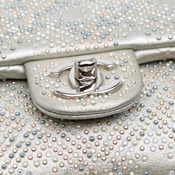 Pre-owned Chanel CC Iridescent and Studded Calfskin Flap Clutch on Chain Silver