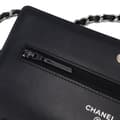 Pikkukuva 7 / 10: Pre-owned Chanel Patent Striped Wallet On Chain Yellow