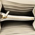 Miniatyrbilde 4 av 10: Pre-owned Gucci Medium Calfskin Blondie Wallet on Chain White
