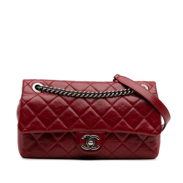 Pre-owned Chanel Medium Glazed Calfskin Duo Color Flap Red