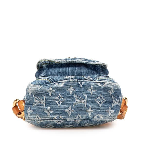 Pre-owned Louis Vuitton Monogram Denim Camera Bag Blue