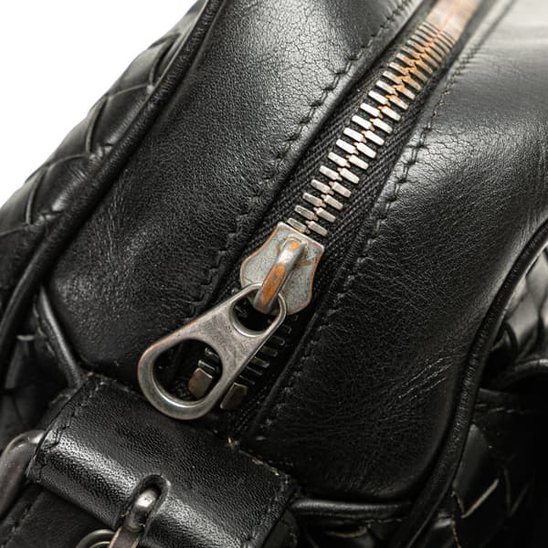 Pre-owned Bottega Veneta Nappa Intrecciato Front Pocket Crossbody Black