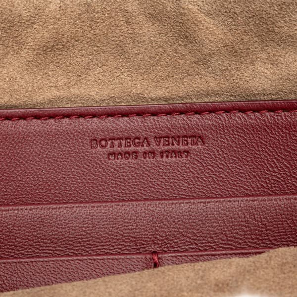 Pre-owned Bottega Veneta Nappa Intrecciato Biletto Wallet On Chain Red