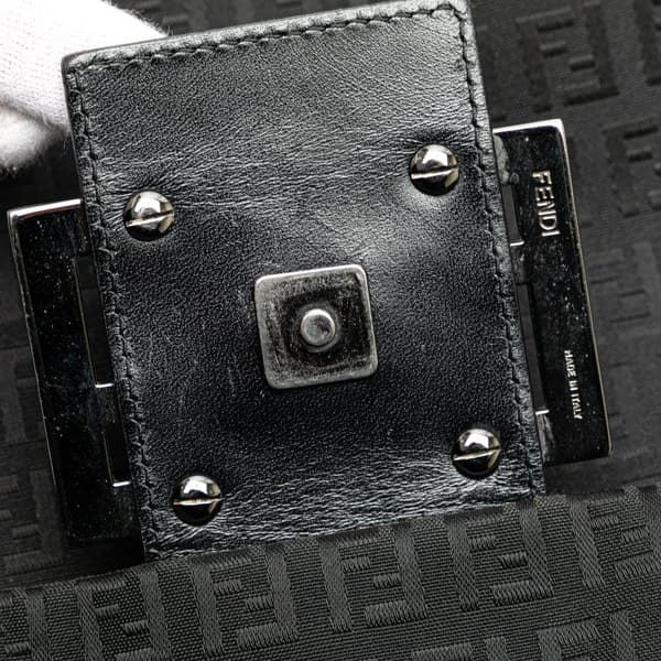 Pre-owned Fendi Zucchino Canvas Crossbody Black