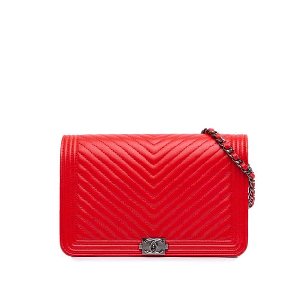 Pre-owned Chanel Chevron Calfskin Boy Wallet On Chain Red