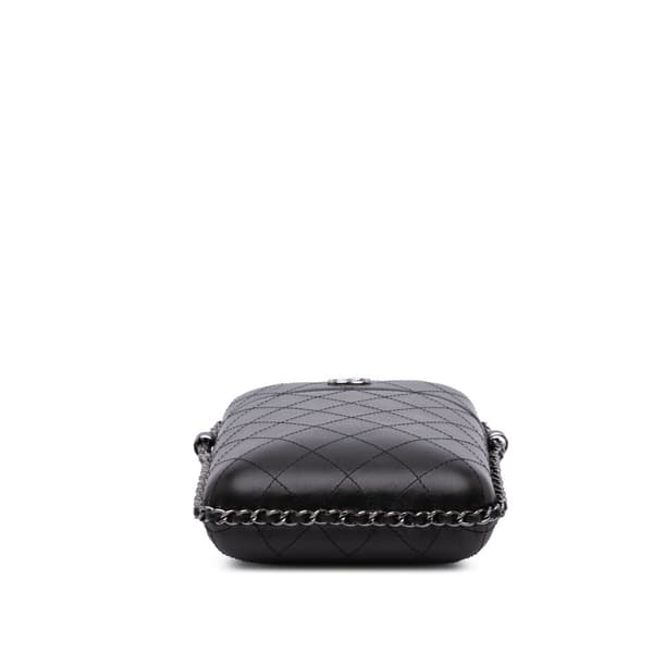 Pre-owned Chanel CC Quilted Lambskin Chain Around Phone Holder Black