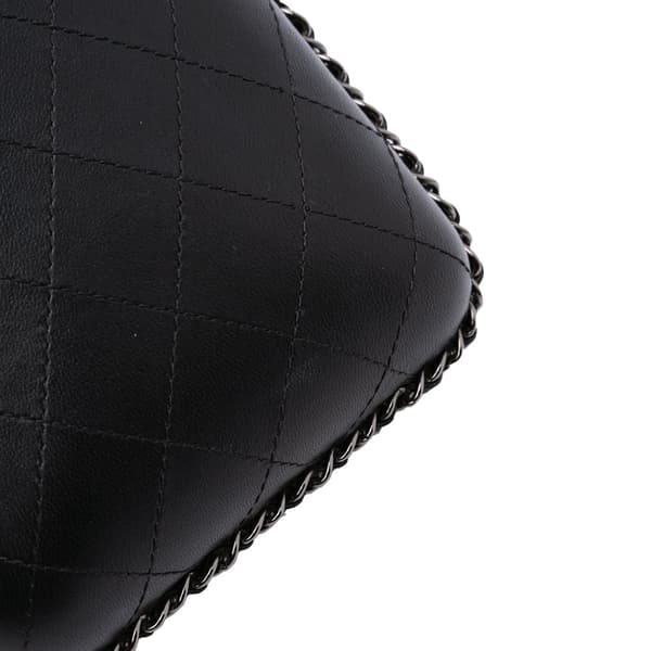 Pre-owned Chanel CC Quilted Lambskin Chain Around Phone Holder Black