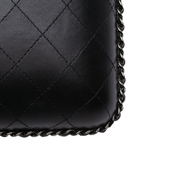 Pre-owned Chanel CC Quilted Lambskin Chain Around Phone Holder Black