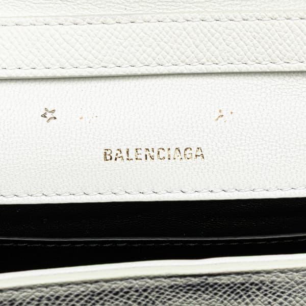 Pre-owned Balenciaga XS Grained Calfskin Logo Ville Day Crossbody White