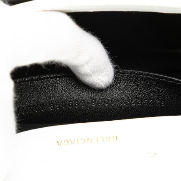 Pre-owned Balenciaga XS Grained Calfskin Logo Ville Day Crossbody White